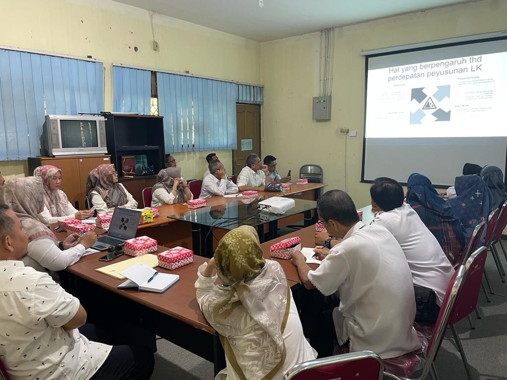 Rapat Internal Laporan Keuangan Akhir Tahun Anggaran 2022